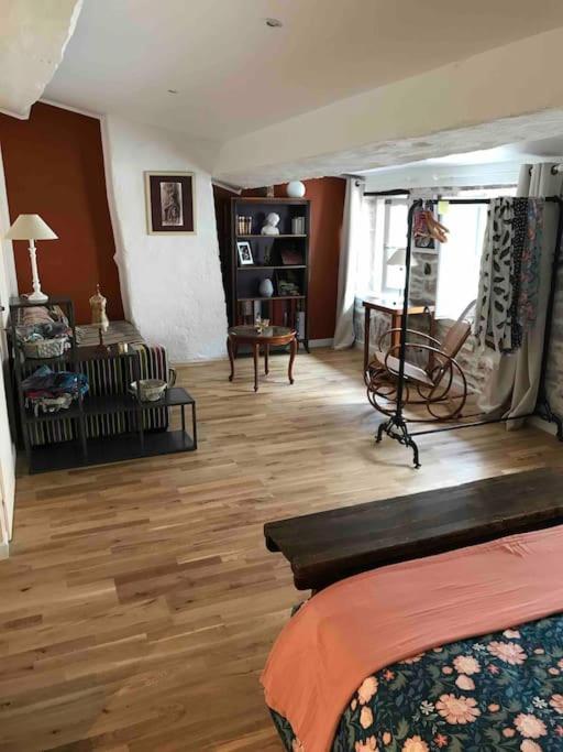 טורנוס La Maison De Lea, Chambres D'Hotes De 14 Couchages מראה חיצוני תמונה
