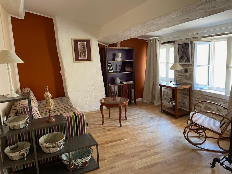 טורנוס La Maison De Lea, Chambres D'Hotes De 14 Couchages מראה חיצוני תמונה
